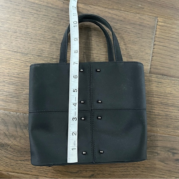 Nine West Hand Bag - Picture 10 of 11